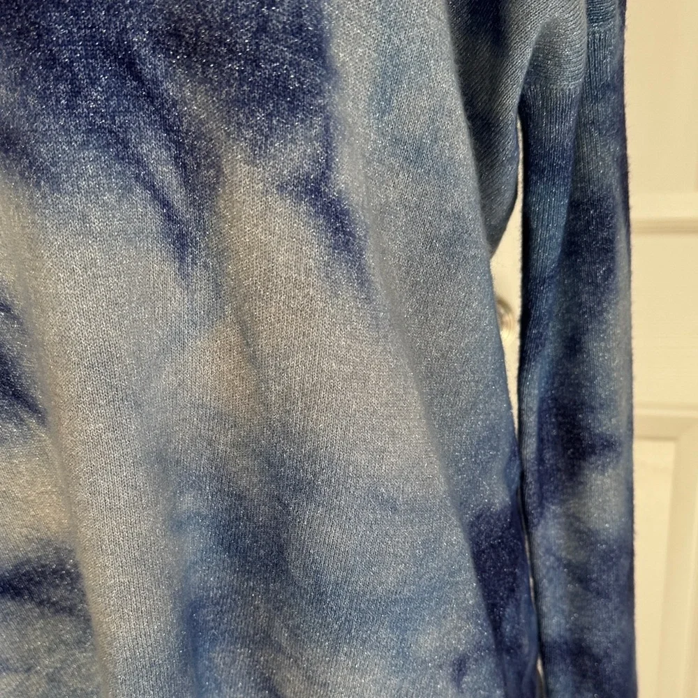 Cashmere Elegant Navy Tie-Dye Long Sleeve Top - Picture 4 of 12